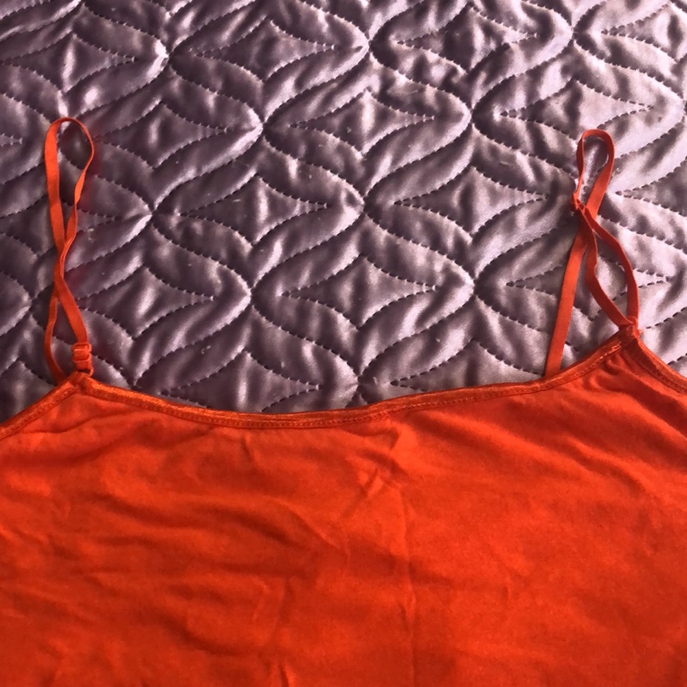 Top. On straps - Picture 2 of 5